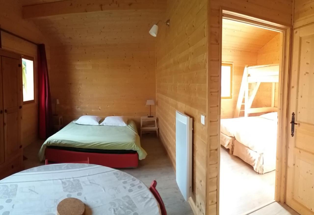 Gites de La Croisée des Chemins - Piscine Chauffée - Spa, Hammam et Sauna Izeaux Esterno foto