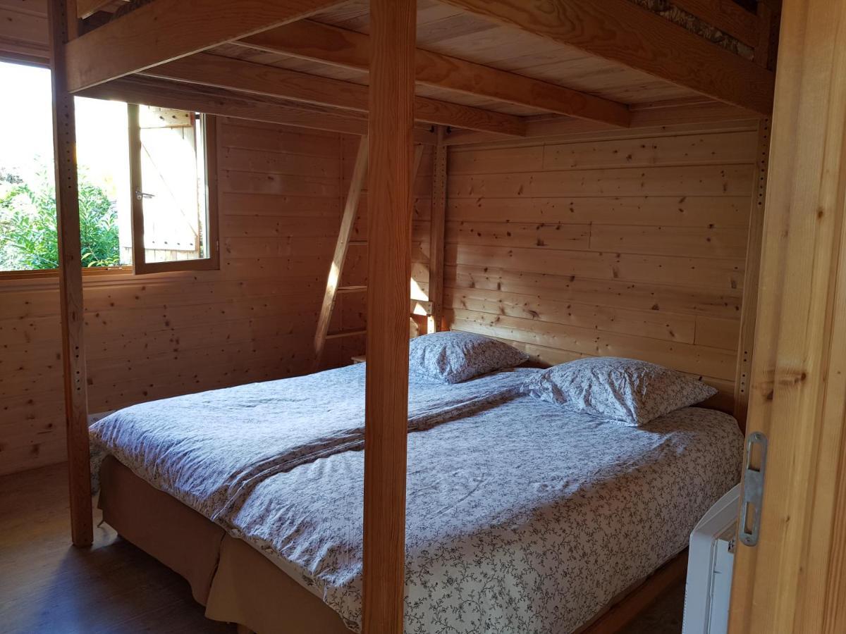 Gites de La Croisée des Chemins - Piscine Chauffée - Spa, Hammam et Sauna Izeaux Esterno foto
