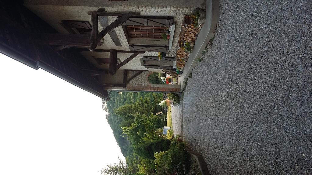Gites de La Croisée des Chemins - Piscine Chauffée - Spa, Hammam et Sauna Izeaux Esterno foto
